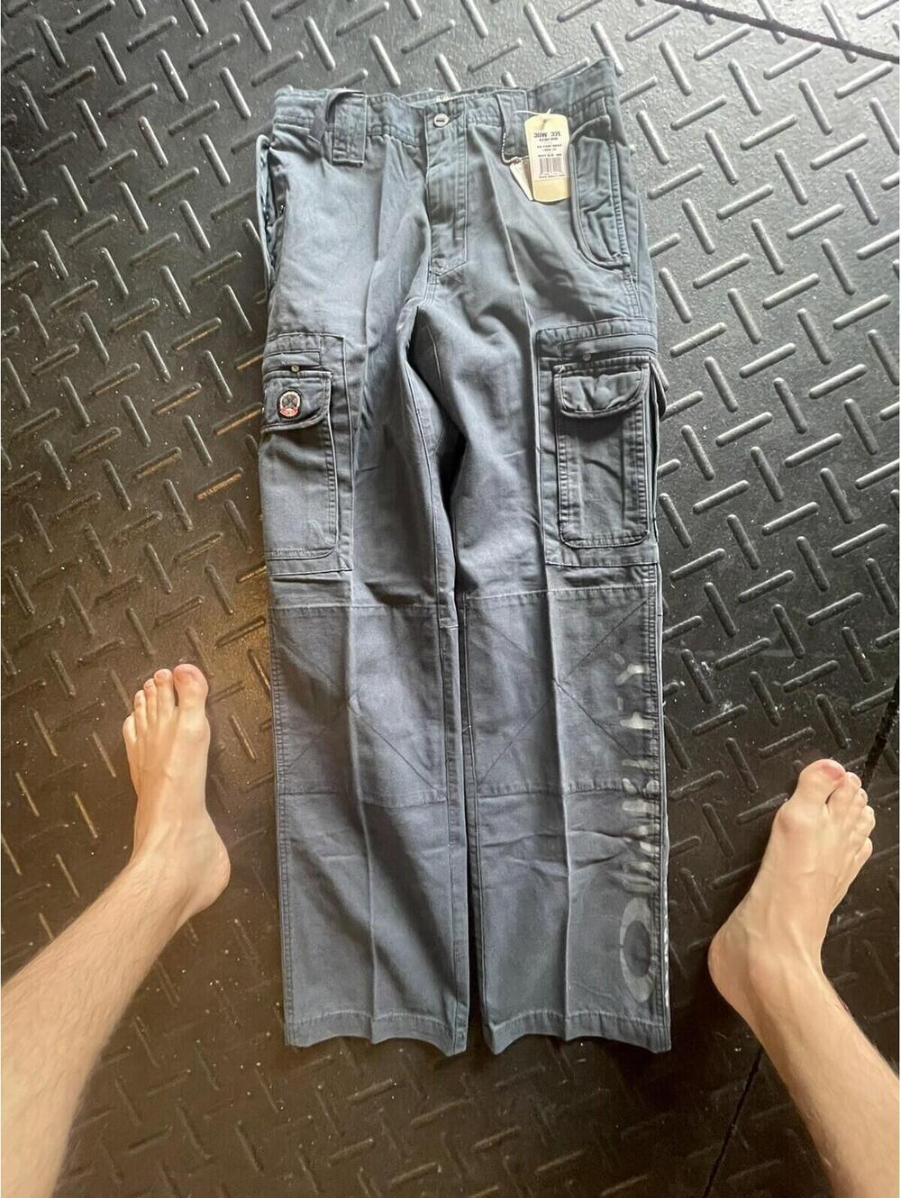 Oakley Air Pant Navy Loose Fit Navy Blue Size 30W/32L new
